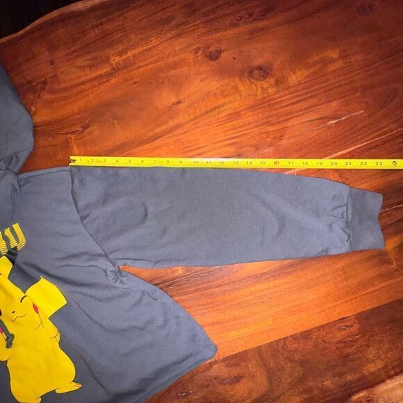 Pokémon Pikachu cropped lightweight hoodie sz 2X - Picture 5 of 7